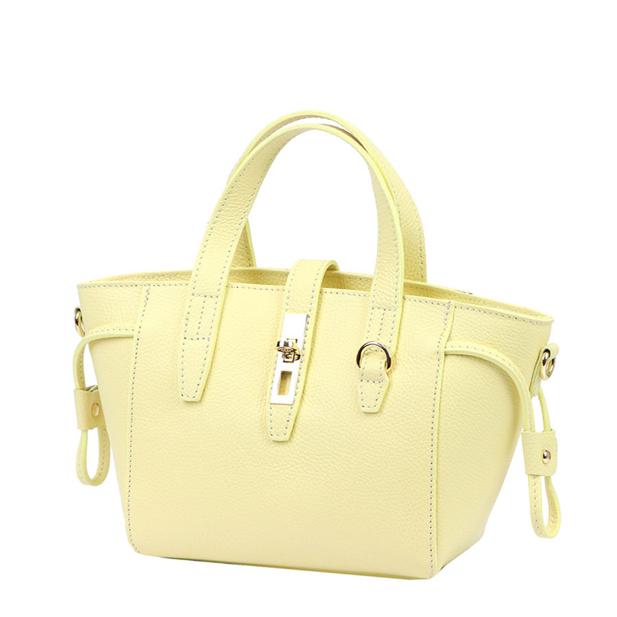 Detail produktu Malá pastelovo žltá kožená kabelka do ruky Italy