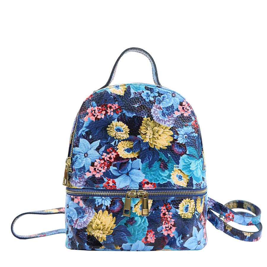 Detail produktu Malý modrý dámsky kožený kvetovaný ruksak so zlatými doplnkami