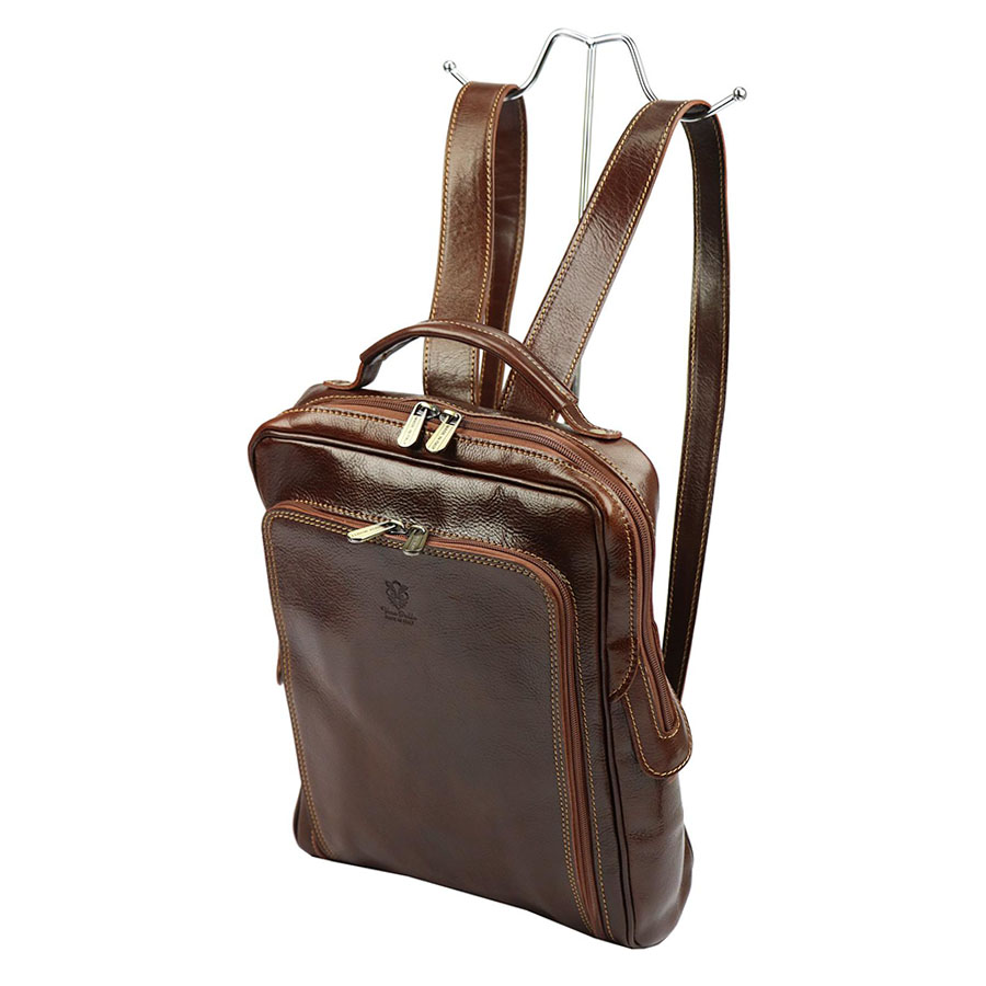 Hnedý dámsky kožený ruksak Florence L2004